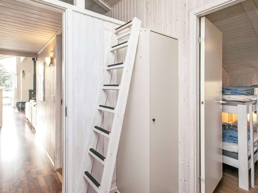 10 Person Holiday Home in Humble-by Traum view 5