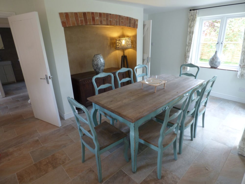 Pebworth Cottage