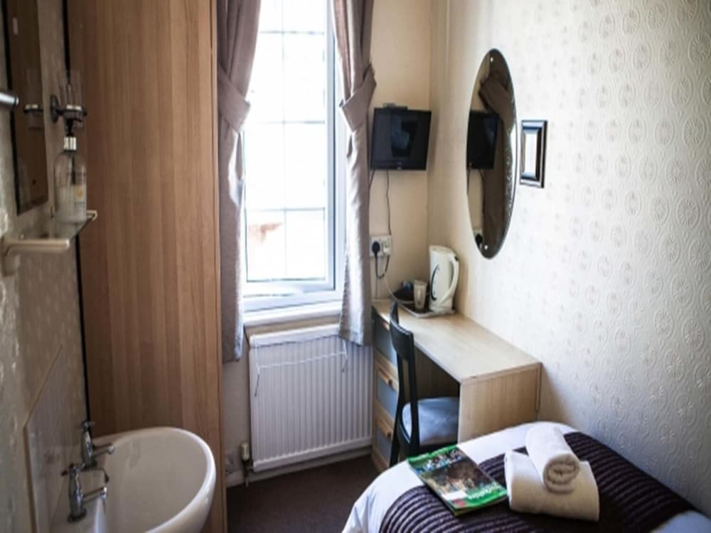Queen Anne's Guest House