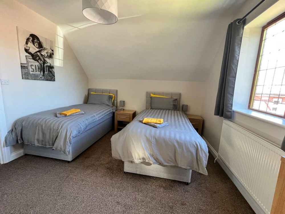 Cosy 2 bed House Close to City Centre of Lincoln view 5