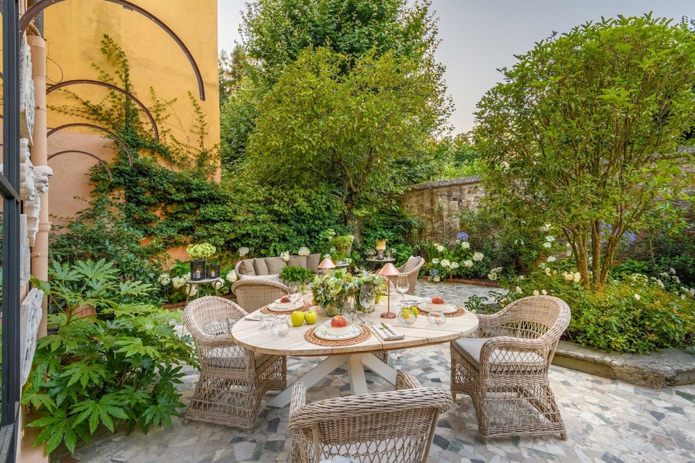 The Garden Lodge in Lucca