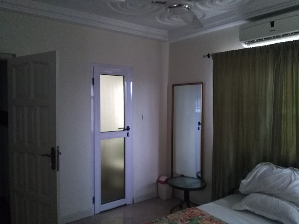 Royal Triangle Guest House