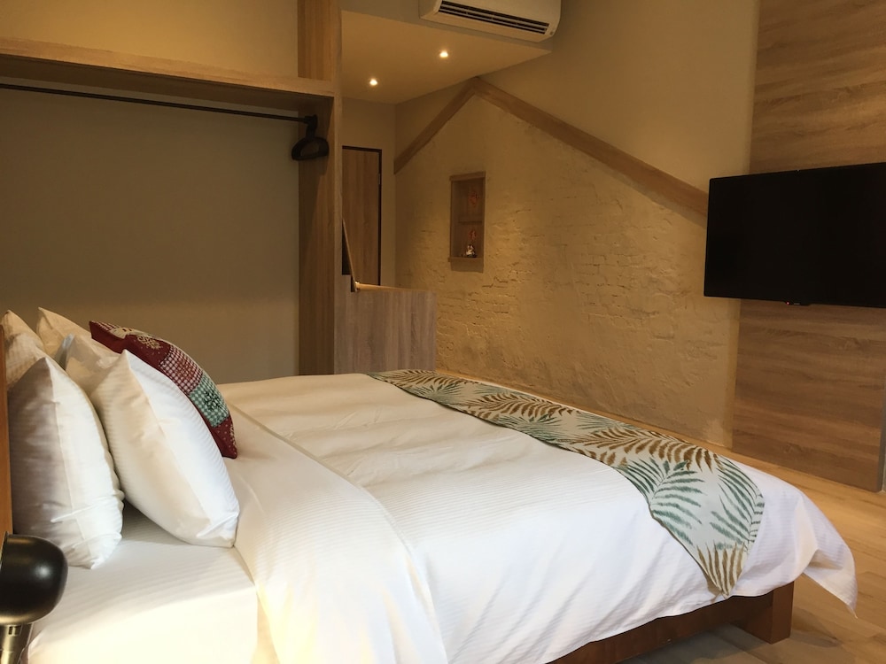 Enjoy Home Stay
