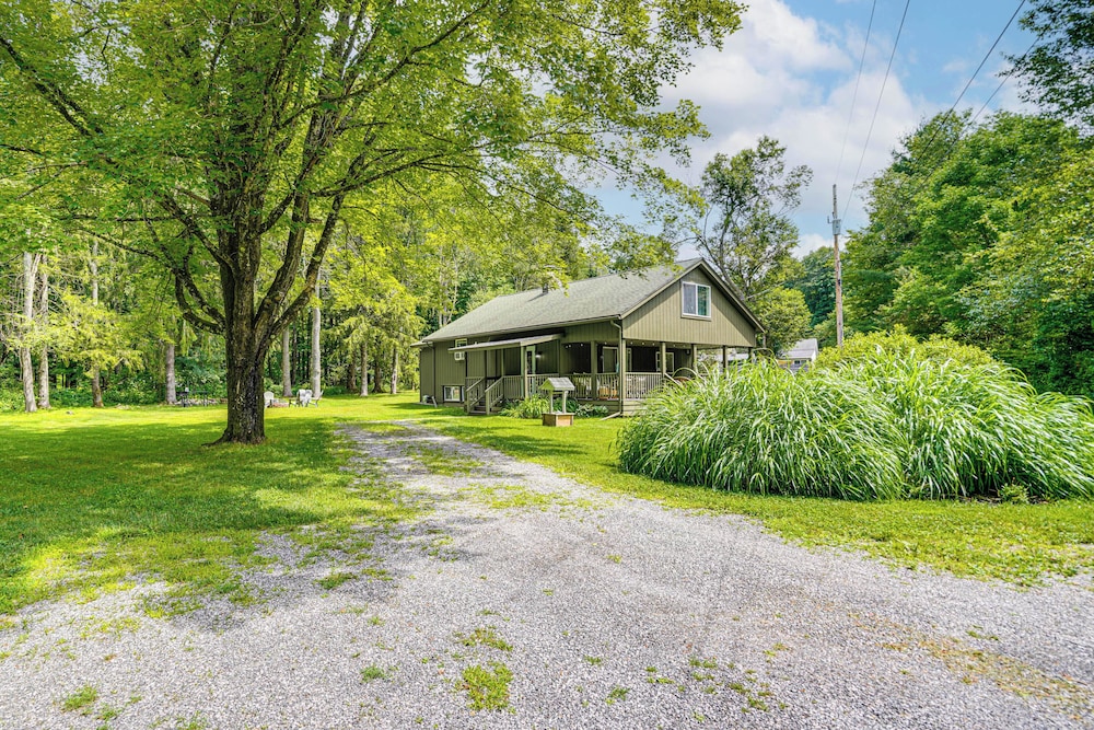 Games & Outdoor Entertainment: Upstate Family Home