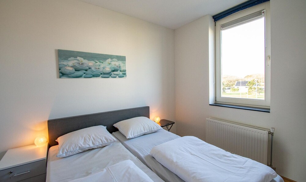 Cozy Apartment With Balcony
