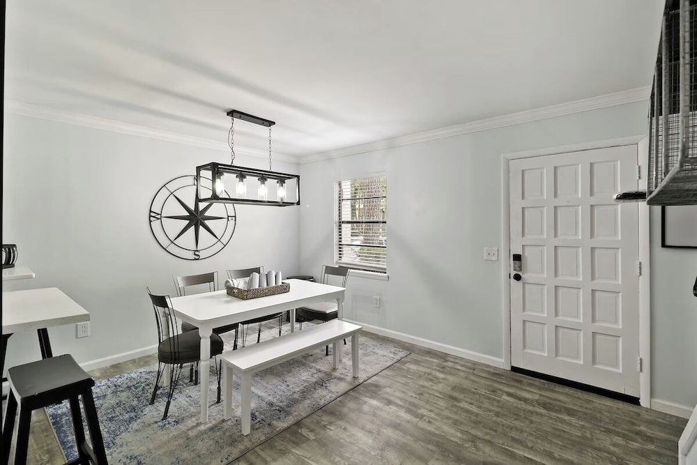 Cozy 2BR Hilton Head Townhome w/ Pool Access