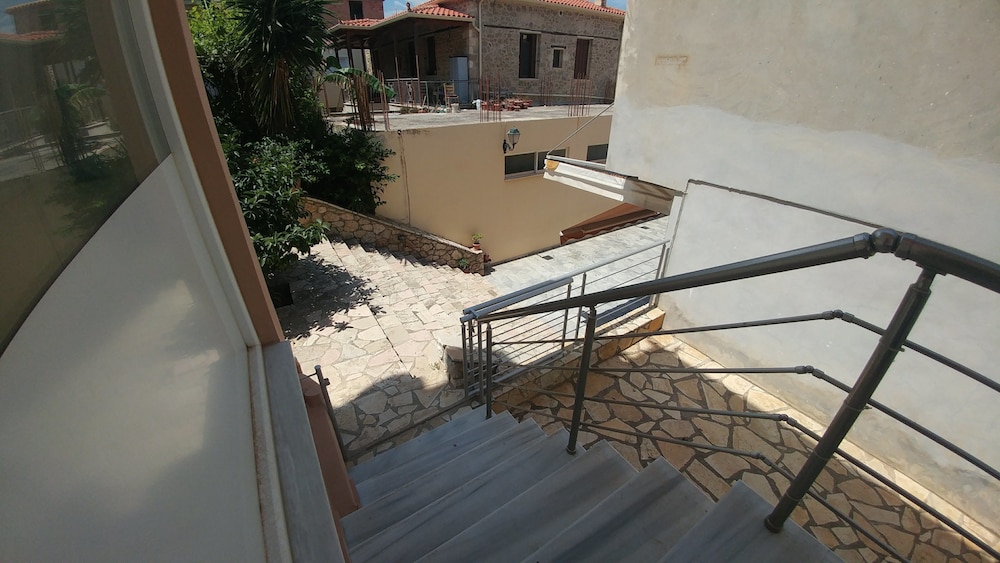 Photo 43