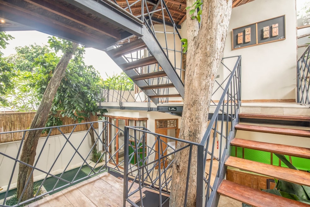 BA Villa 10 2 BR Stylish 2-br Villa With Pool 800m Canggu Beach