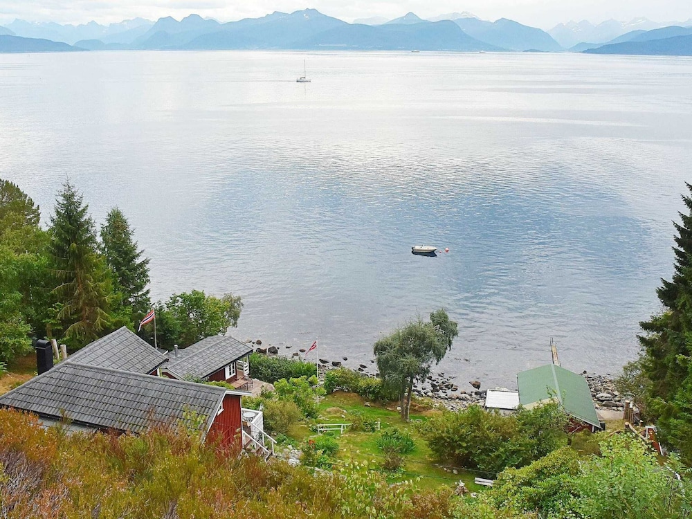 5 Person Holiday Home in Molde view 4