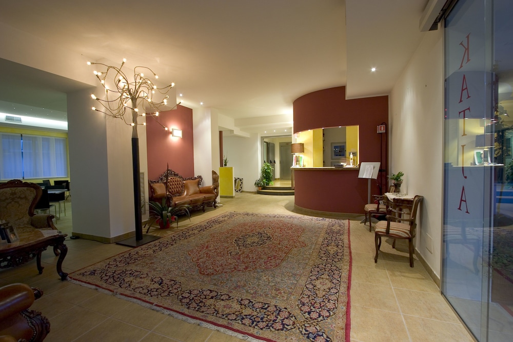 Katja Hotel
