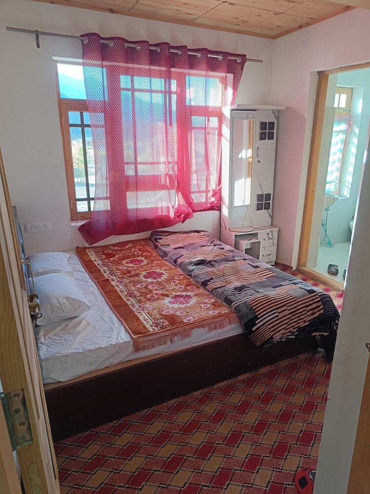 KONKA GUEST HOUSE