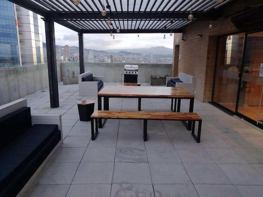 ApartaSuite -Centro Internacional-Mitika