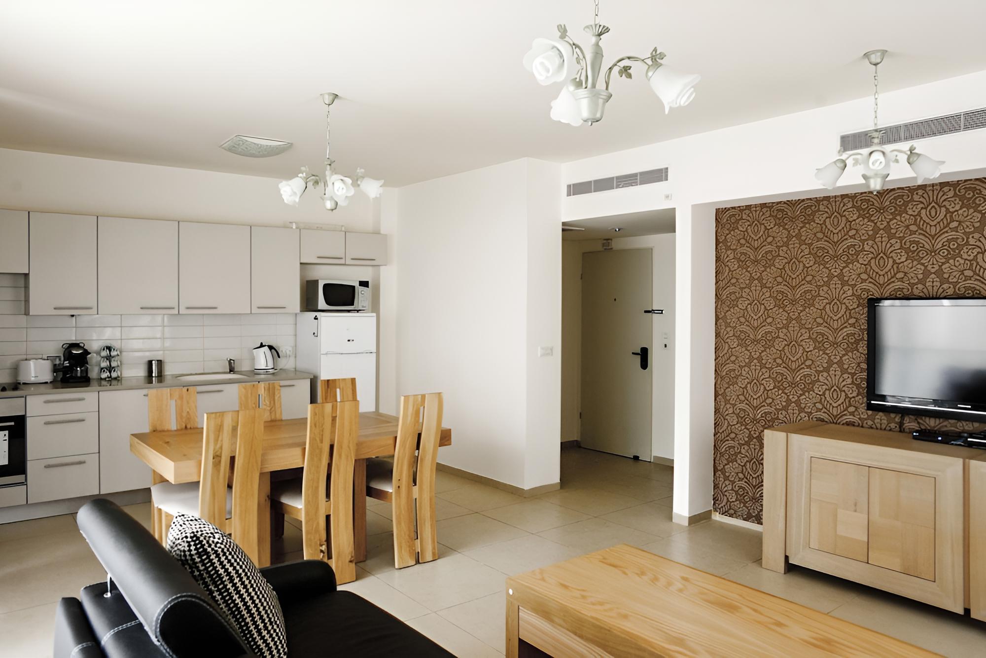 Sunshine Suites