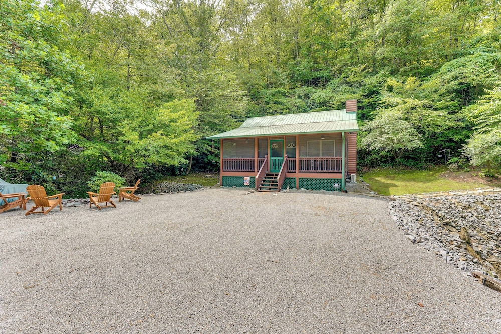 Creekside Smokies Cabin 8 Mi to Murphy