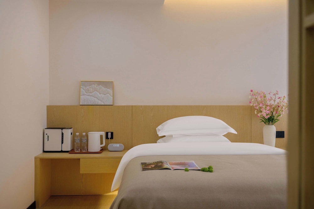 Xuejian Homestay