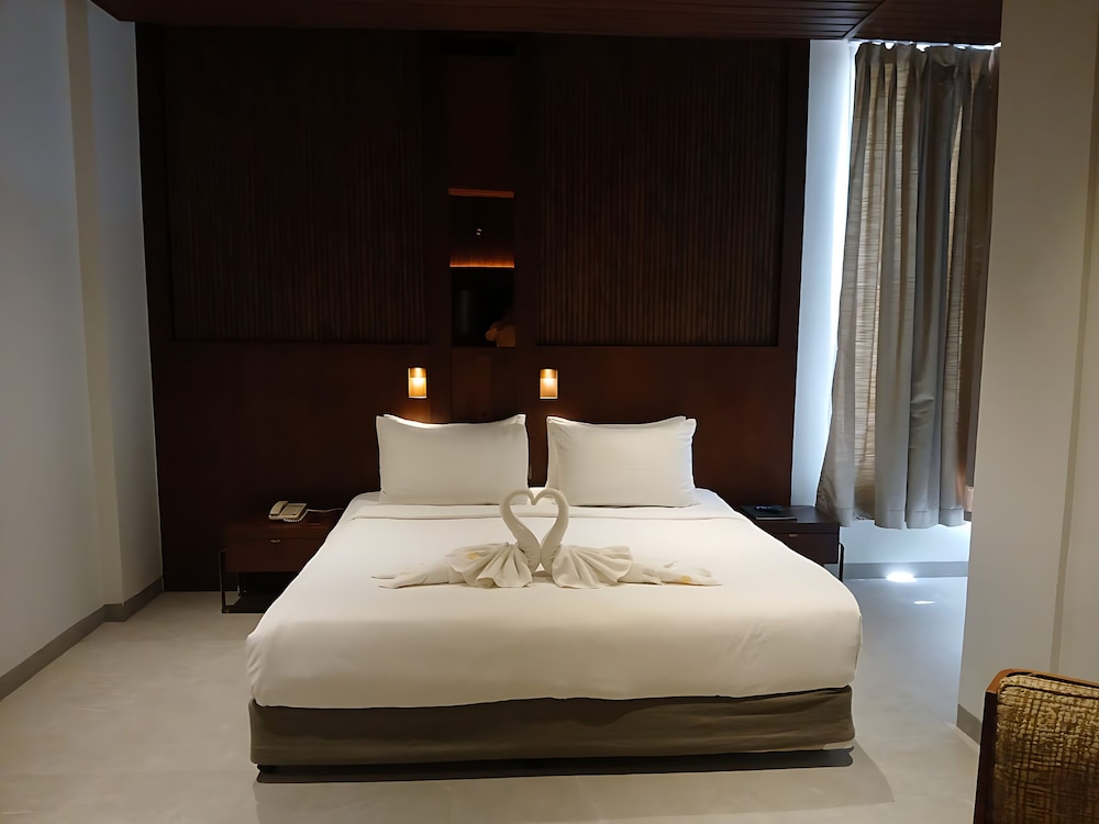 The Golden Tree Hotel