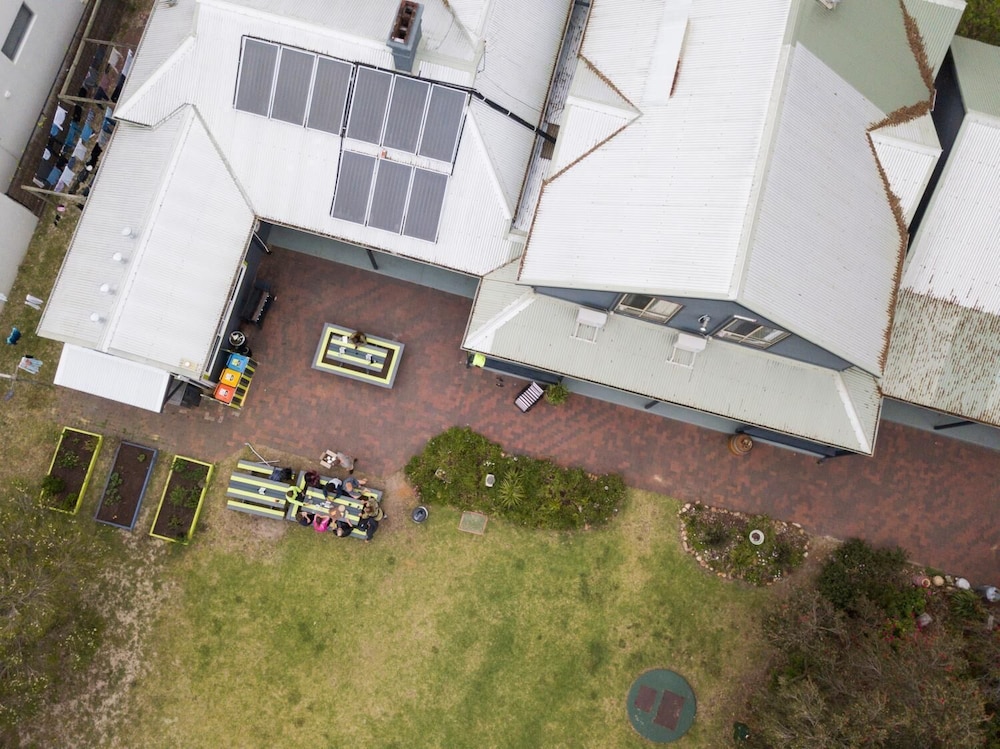 Dunsborough Beachouse YHA Hostel