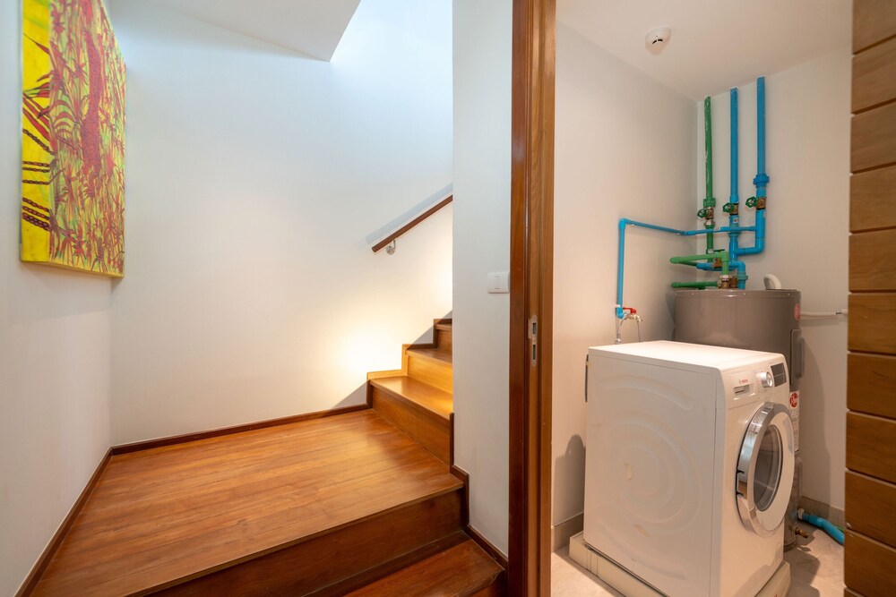 SeaView 3BR Apartment 812 in BluePoint