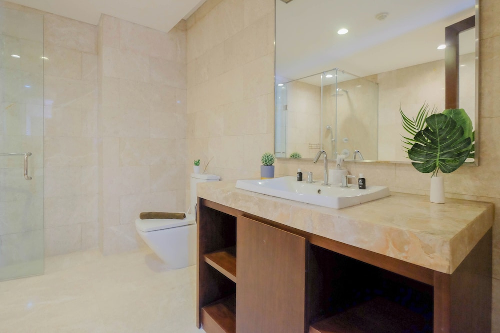 Elegant Earth Tone 3Br At Ciputra World 1 Apartment