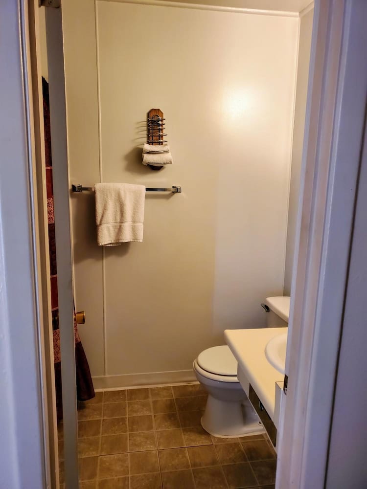 Grants Vacations - Sands Motel - Property Image 13
