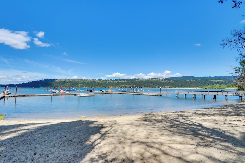 Harrison Home w/ Grill & Lake Views: Walk to Town! view 5