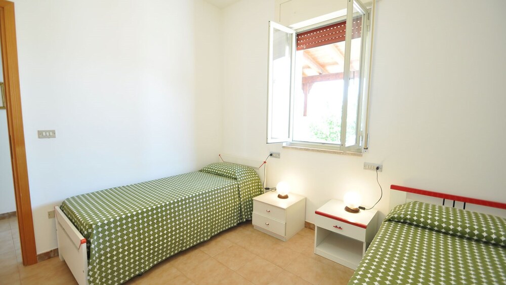 Villa Romano 9 Guests Torre Suda