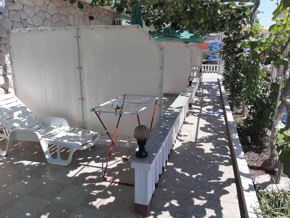 Lovely Apartment in Okrug Gornji near Bocici Beach view 5