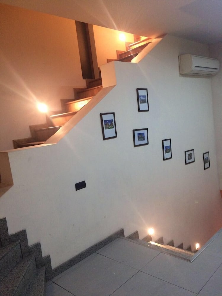 Destiny 1 Hostel