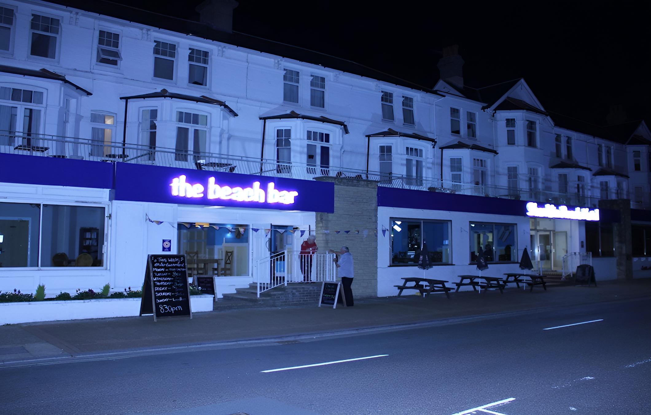 OYO Shanklin Beach Hotel