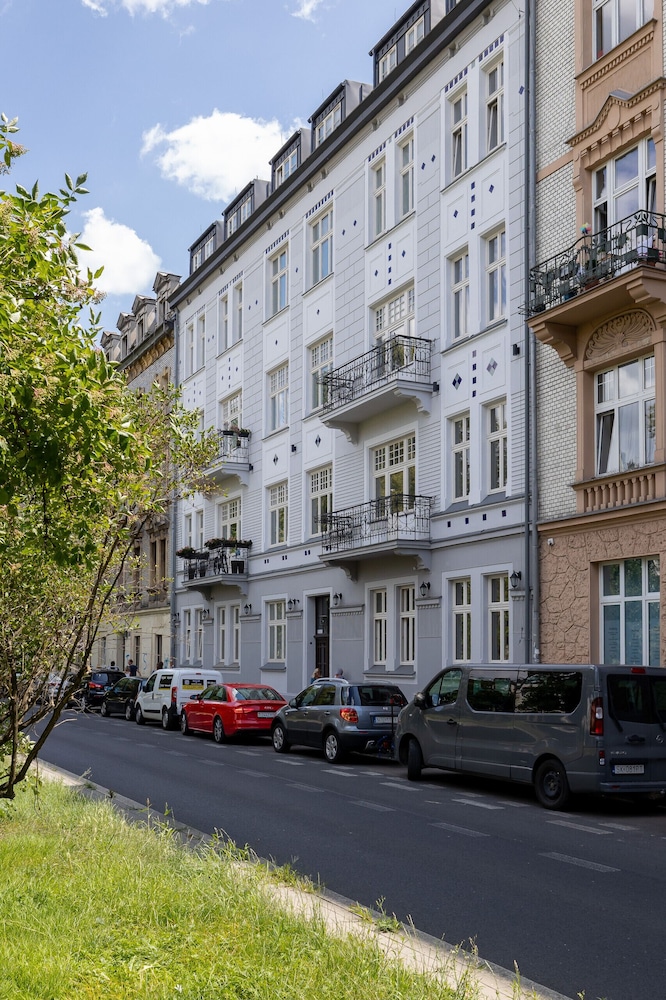 Dietla One Bedroom Kraków by Renters view 5