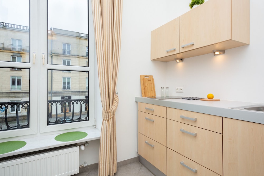 Apartment Warsaw Warecka by Renters view 2