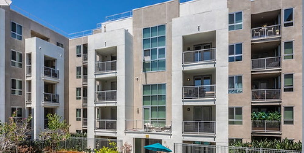 Heaven on Hollywood Boulevard Furnished Apartments