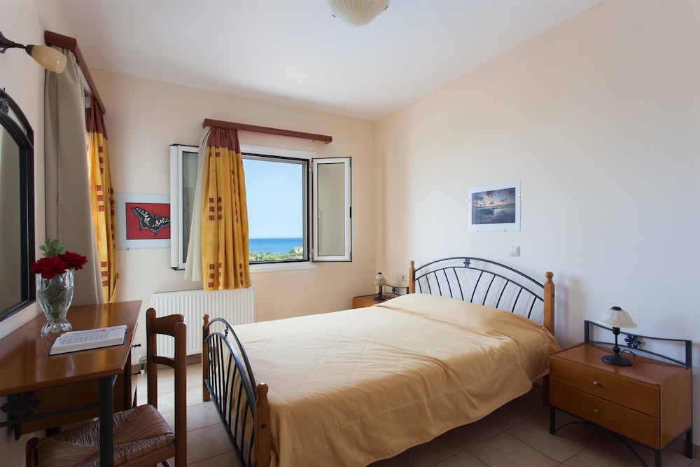 Hotel Xifoupolis photo 3