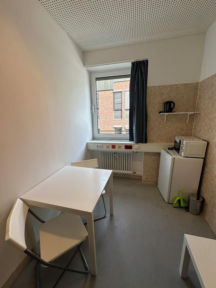 2-Rent Group Hostel Zimmer&Apartments GKP2