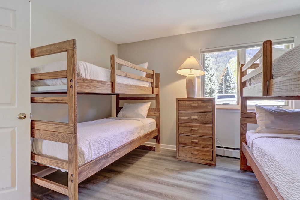 Legends 11 5 Bedroom Townhouse