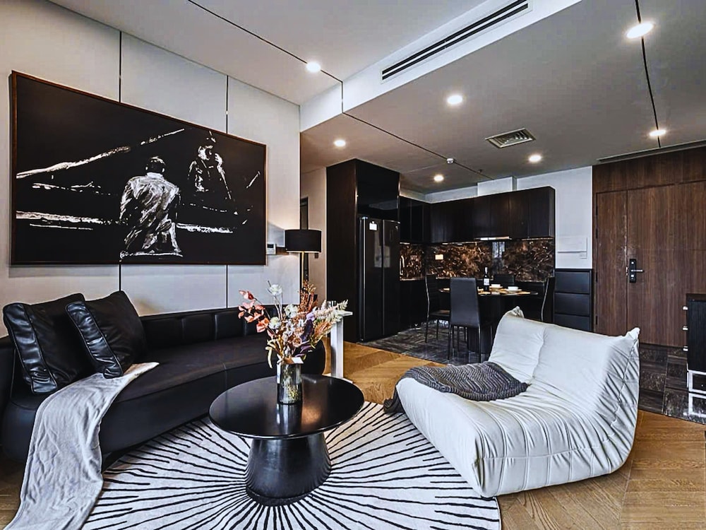 The Lumiere Luxury Citypoint ANGIA