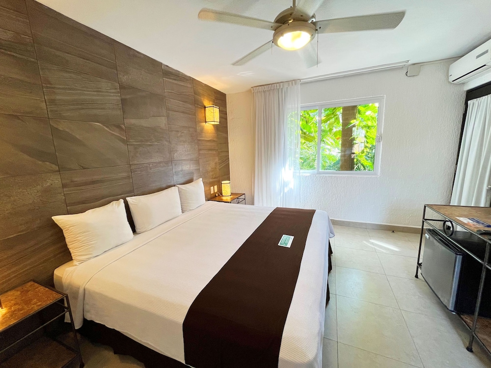 Tukan Hotel Playa del Carmen