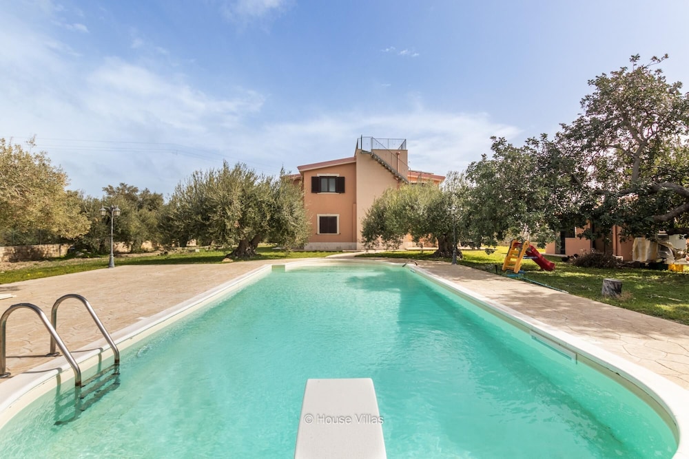 House Villas - Villa Mira view 4