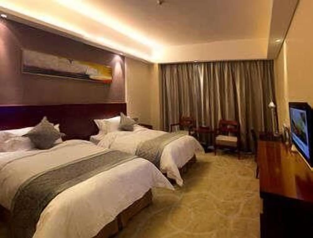 Ramada Longyan