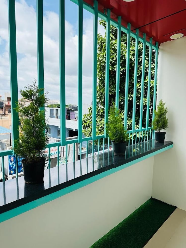 Hotel SY Comforts