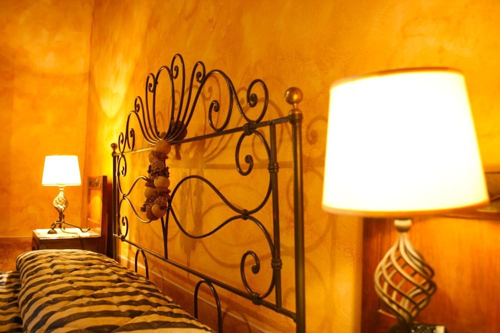 Wonderful private villa for 16 people with WIFI, private pool, TV and parking