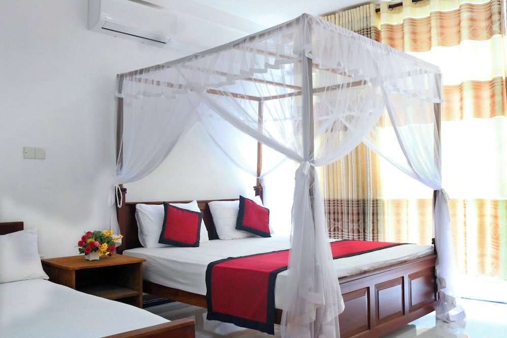 Unaway Holiday Home