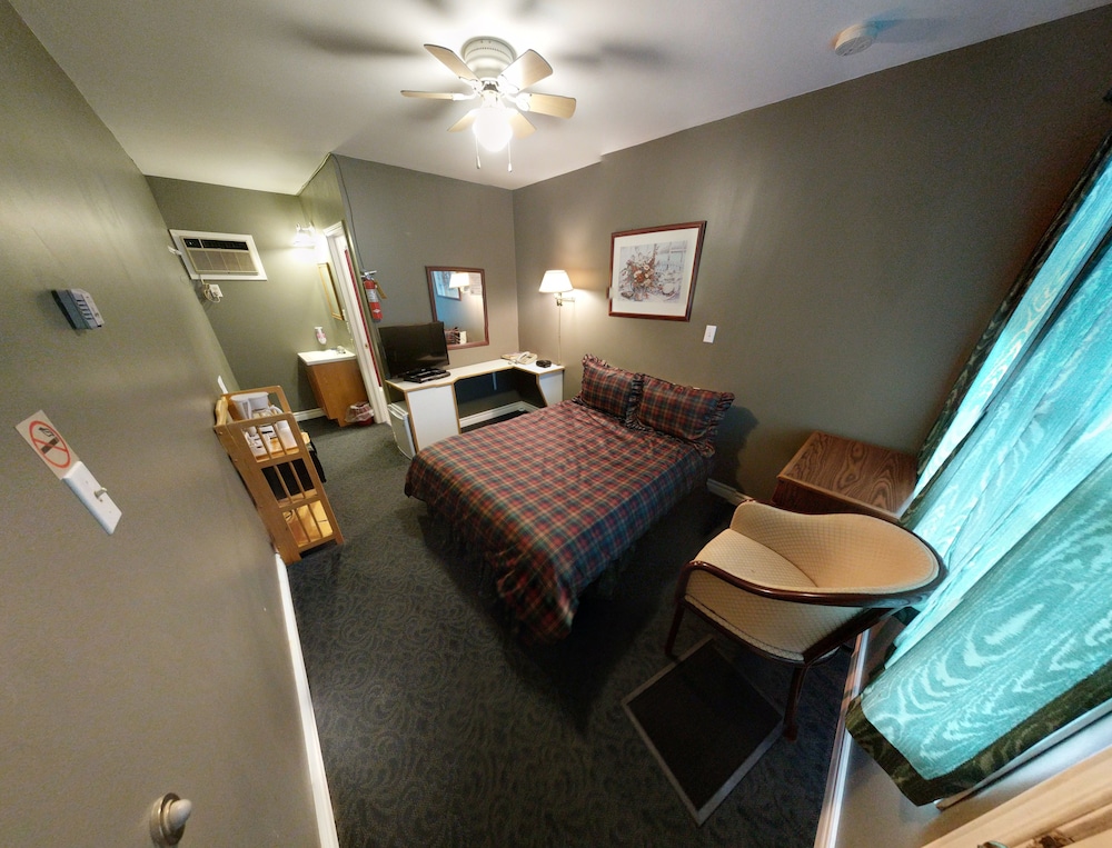 Bay Motel