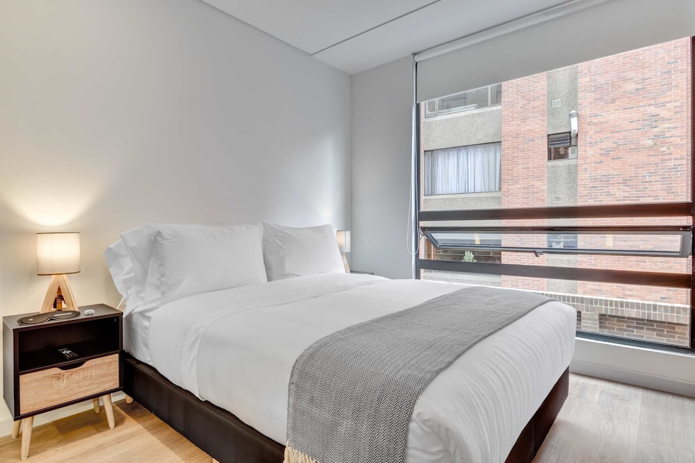 w Warm Loft in the Heart of Bogot