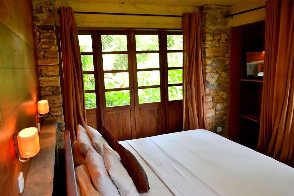 Landa Holiday House view 2