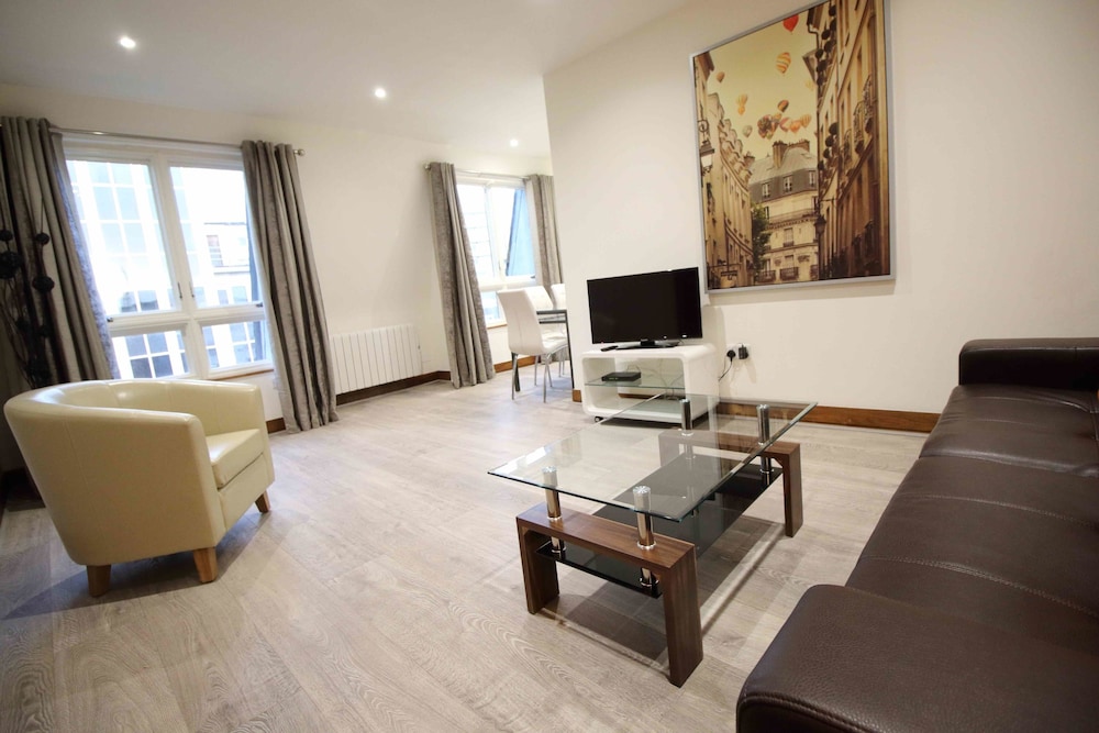 O'Connell Bridge Apartments