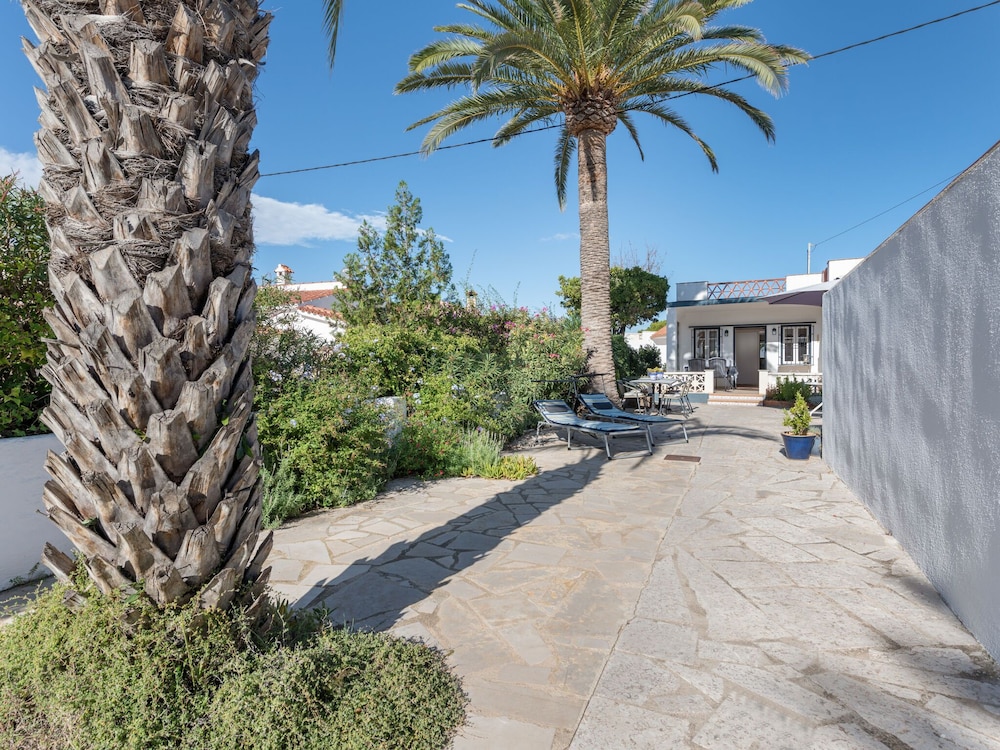 Detached House in Quiet Residential Area of Vinaròs near Beach view 2