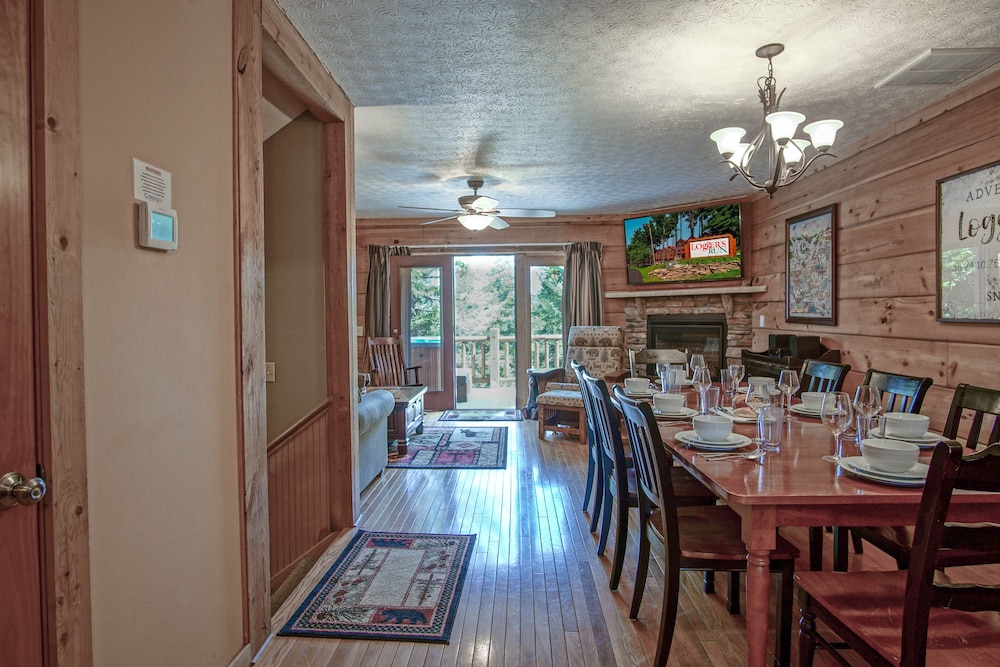 Loggers Run 11: 5 Bedrooms, 3.5 Baths