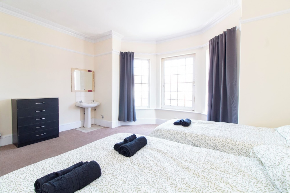 Brookvale Guest House Room 9