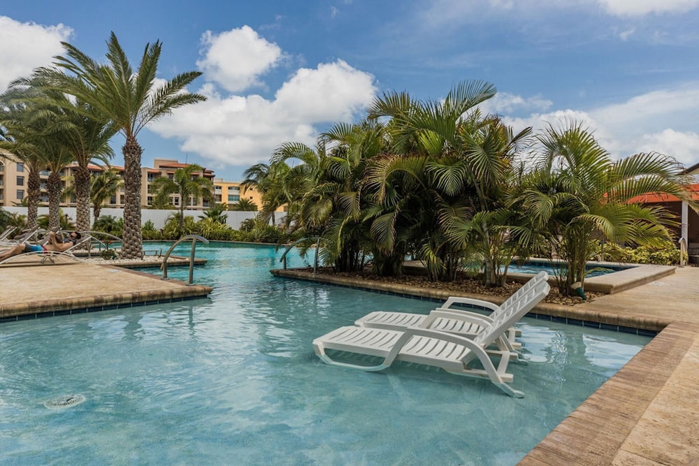 Le Vent Eagle Beach 2BR 2 5BA - Amazing Amenities